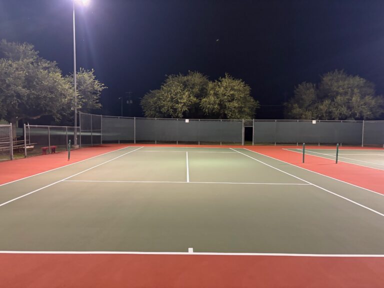 outdoor lighted tennis courts